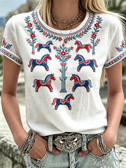 Damsvensk midsommartryck avslappnad t-shirt